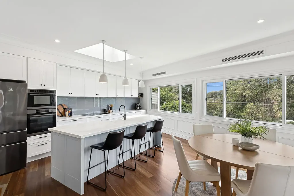 306 The Round Drive, Avoca Beach, NSW 2251