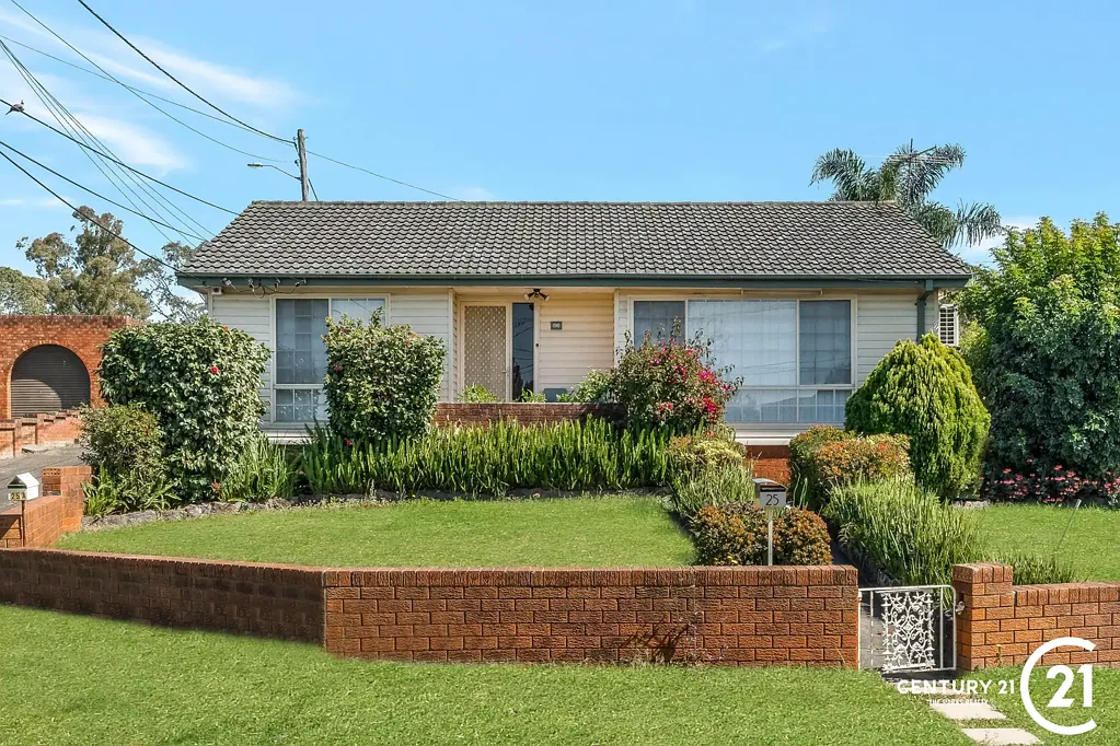 Charming 3-Bedroom Home in Smithfield!