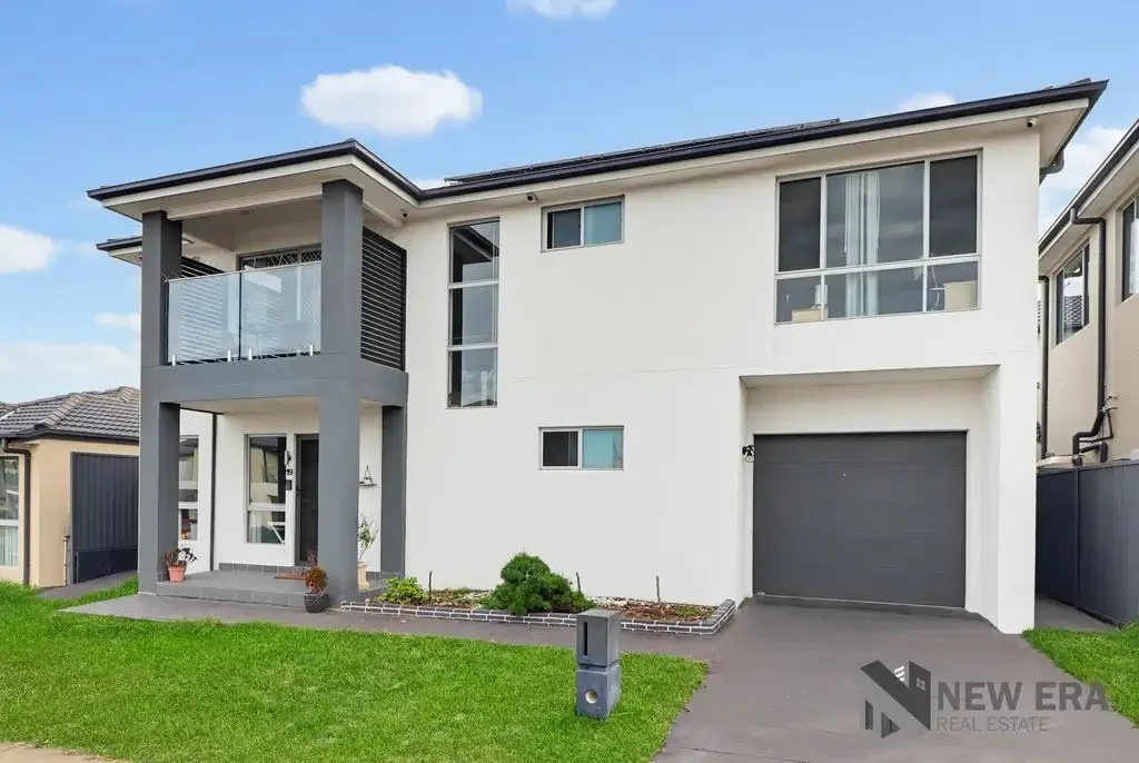Family home Close to School, not to be missed!