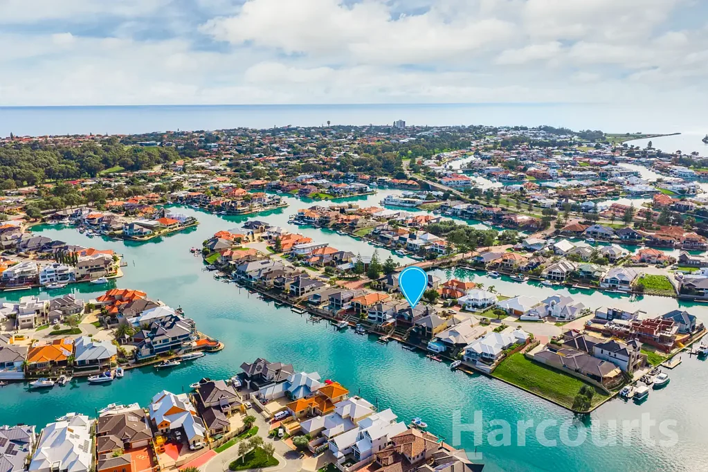 Halls Head 7 Bedroom Epic Sized 7 Bedroom Luxury Canal Home with Breathtaking 180 Degree Water Views