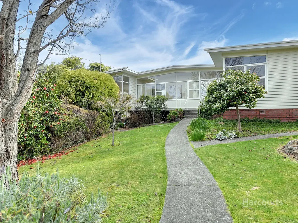 3 Nubeena Crescent, Taroona, TAS 7053