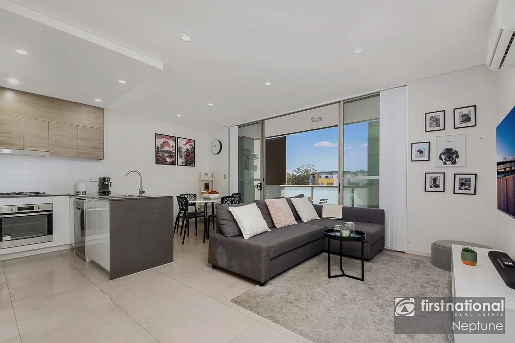 201/9 Harvey Place, Toongabbie, NSW 2146