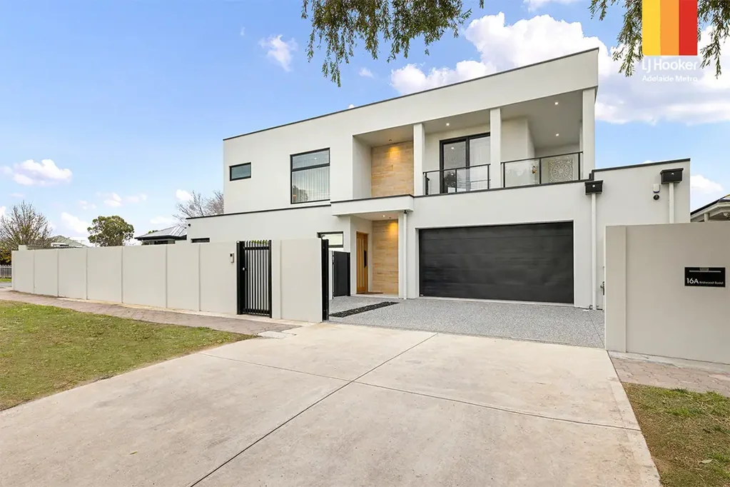 Greenacres 4 Bedroom Refined Luxury & Bespoke Family Living