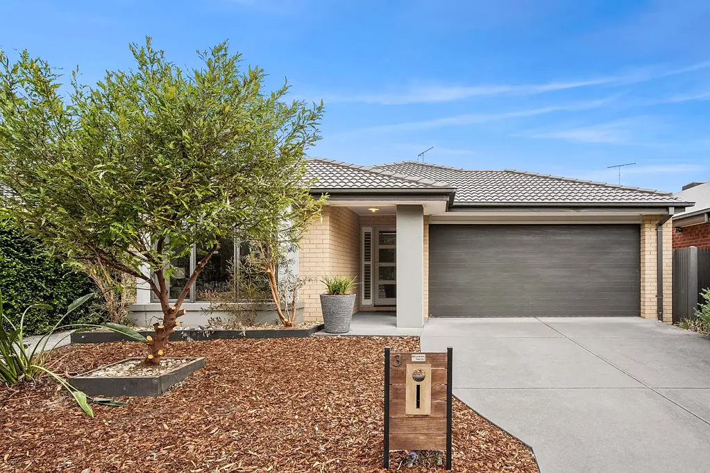 3 Yellowbox Avenue, Armstrong Creek, VIC 3217