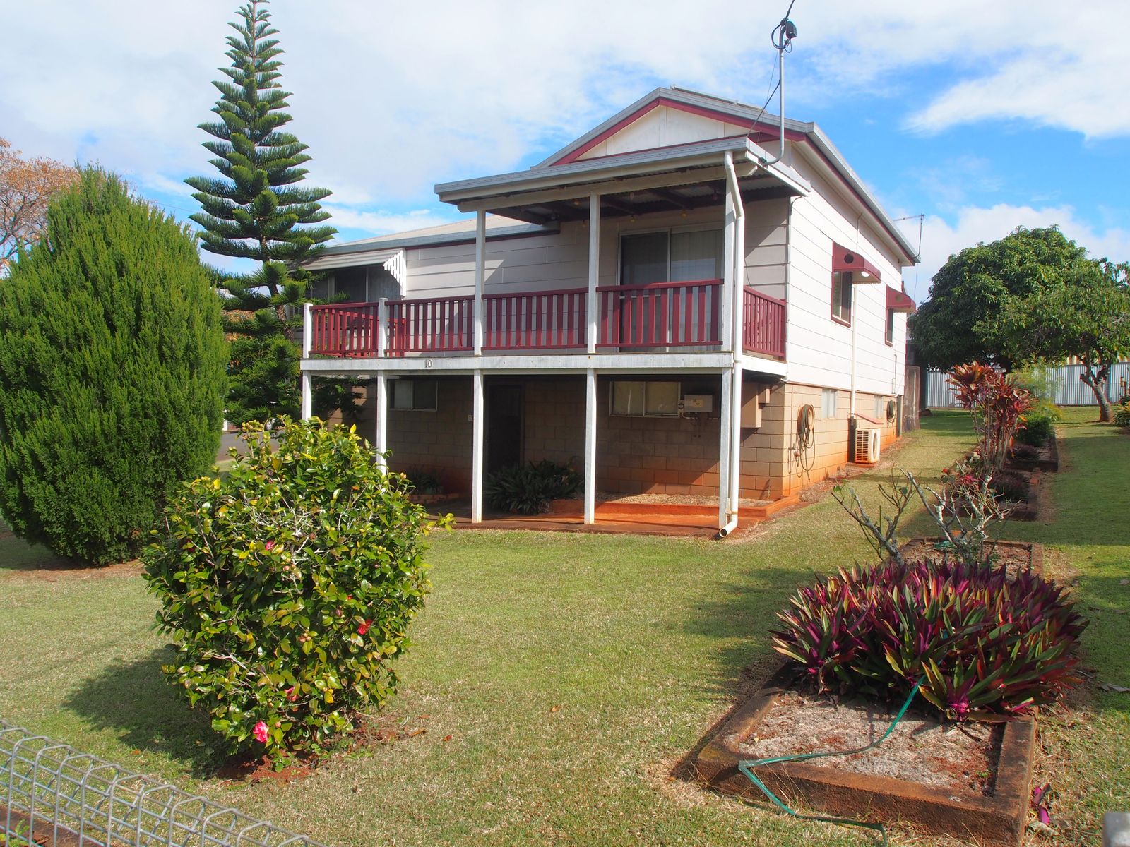 10 STEWART ST, CHILDERS QLD 4660, 0部屋, 0バスルーム, House