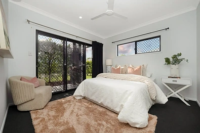 Bedroom - 21 Malibu Parade, Mount Louisa, QLD 4814