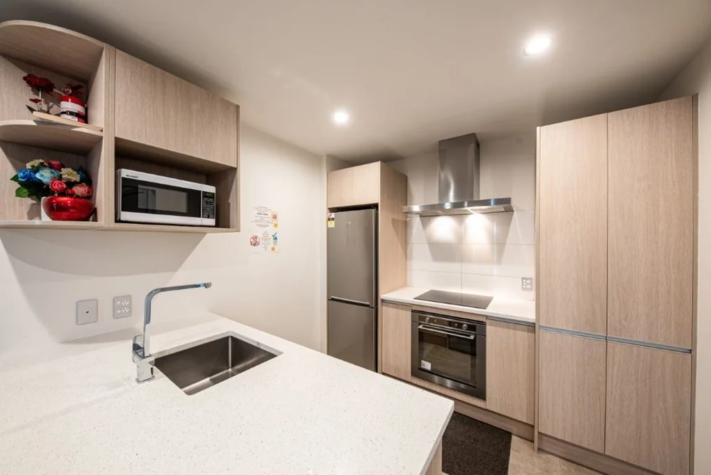 Linwood 2 Bedroom CBD living. Look no further!