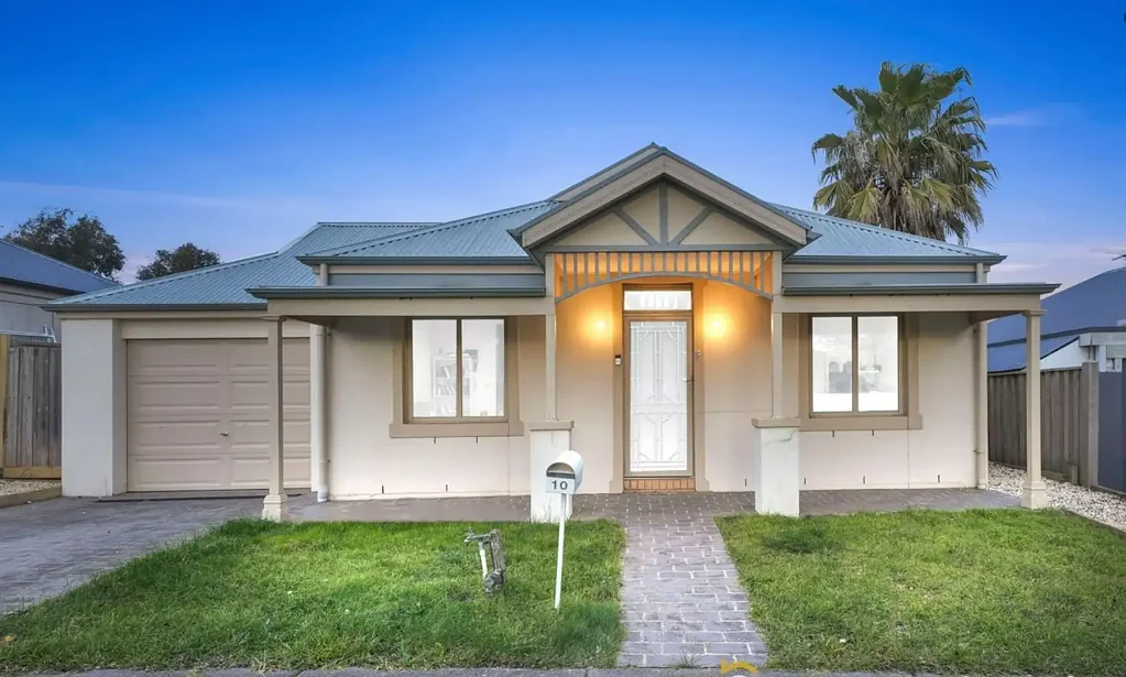 Stylish Family Living in a Prime Craigieburn Location