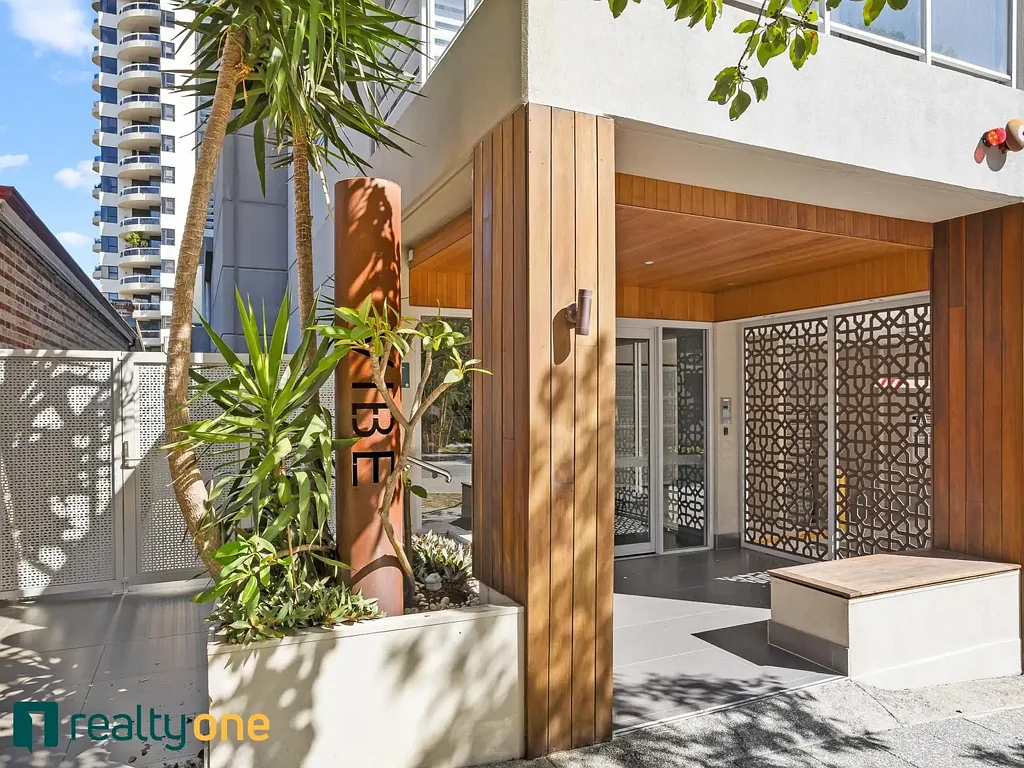 East Perth 2房  Calling All Investors - Tenant Secured, Income Ready