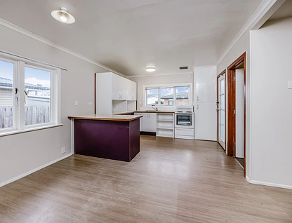 33 Rollerson Street, Papakura, Papakura, 3 ਕਮਰੇ, 1 ਬਾਥਰੂਮ, House