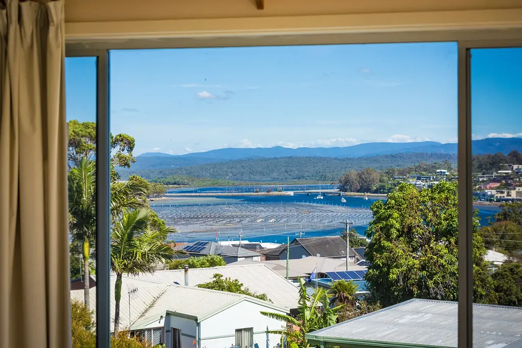 52 Lakeview Avenue, Merimbula, NSW 2548