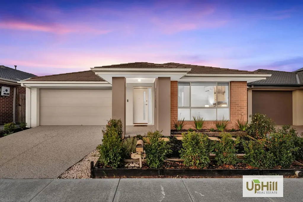 13 Pump House Crescent, Clyde, VIC 3978