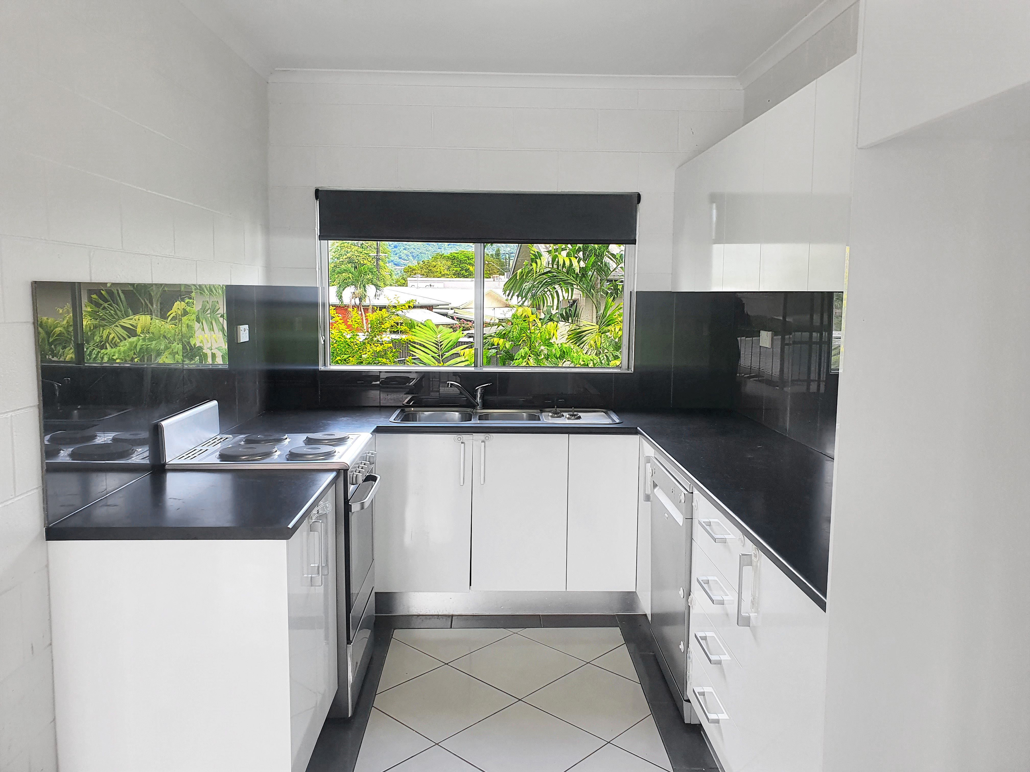 MANGO COURT UNIT 22 52 PEASE ST, MANOORA QLD 4870, 0 habitaciones, 0 baños, Unit