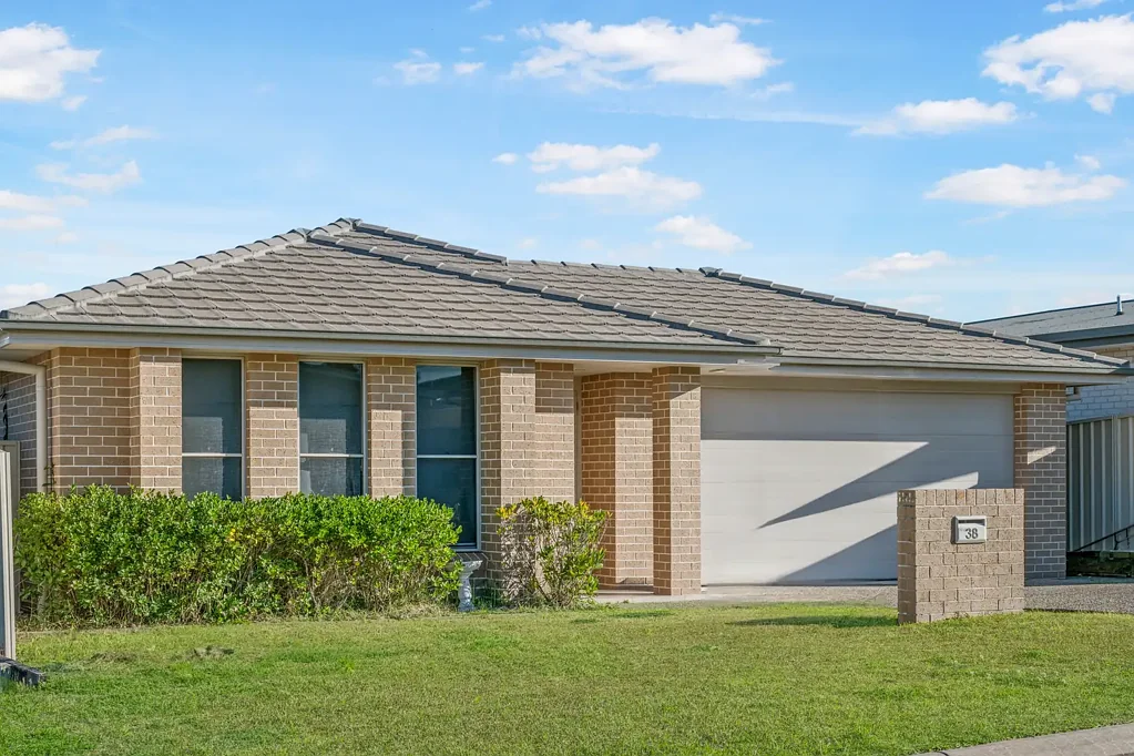 38 Kyla Crescent, Port Macquarie, NSW 2444