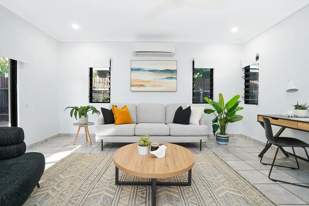 2/9 Sovereign Circuit, Coconut Grove, NT 810