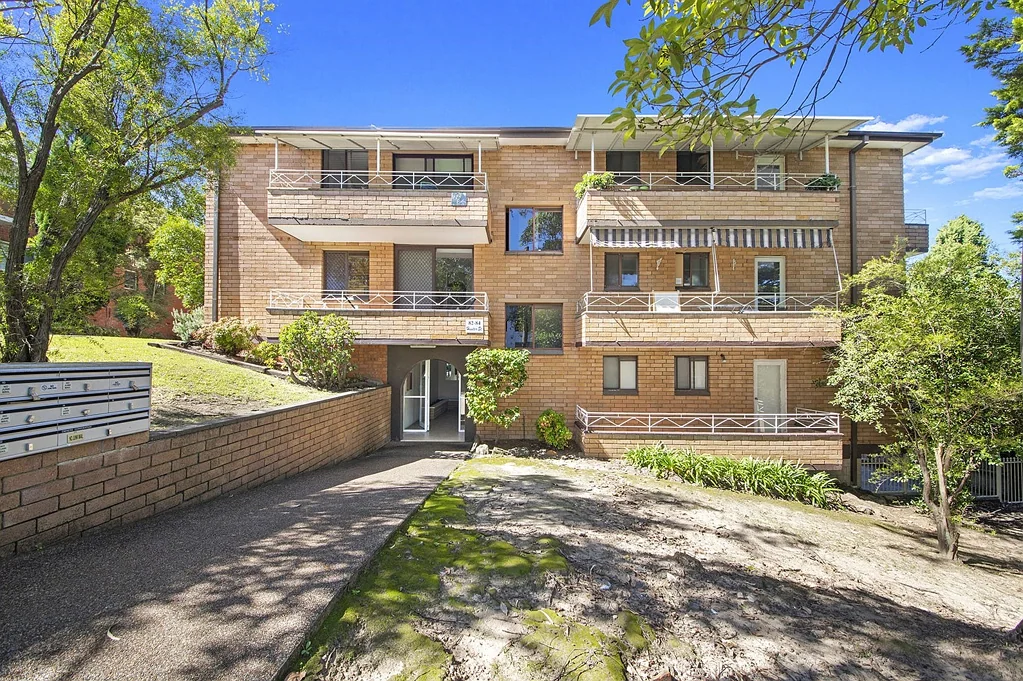 2-Bedroom Gem in the Heart of Hornsby