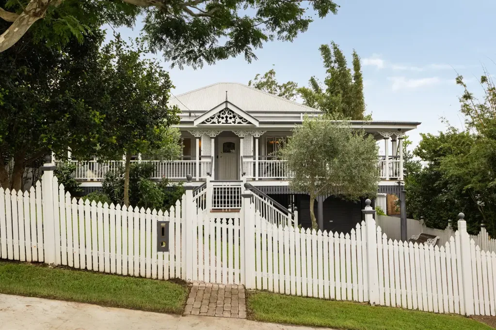 205 Hyde Road, Yeronga, QLD 4104