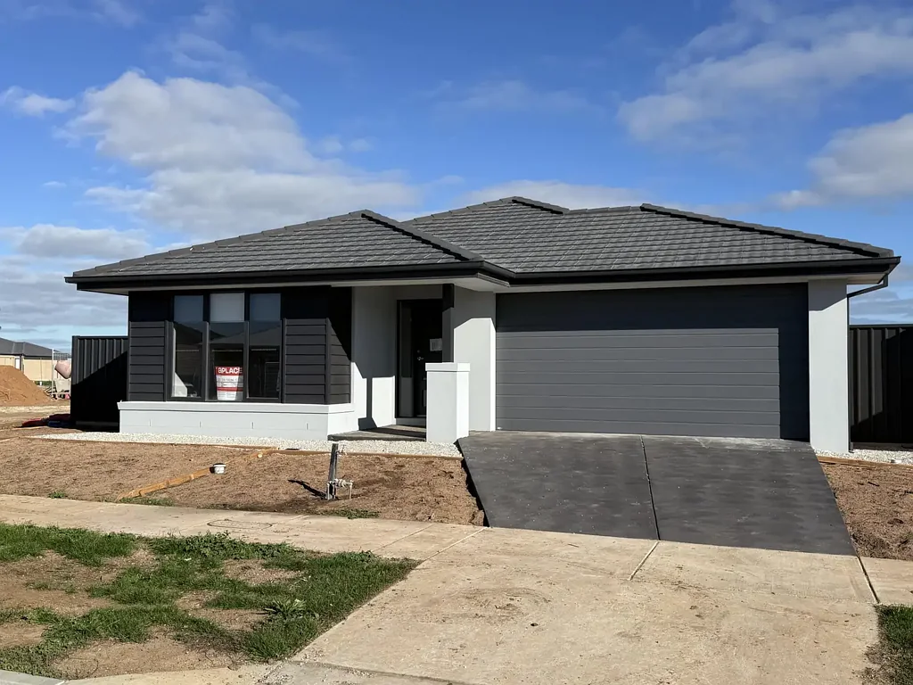 Coming Soon - Contemporary Family Living in Silkwater Plains Estate, Tatura