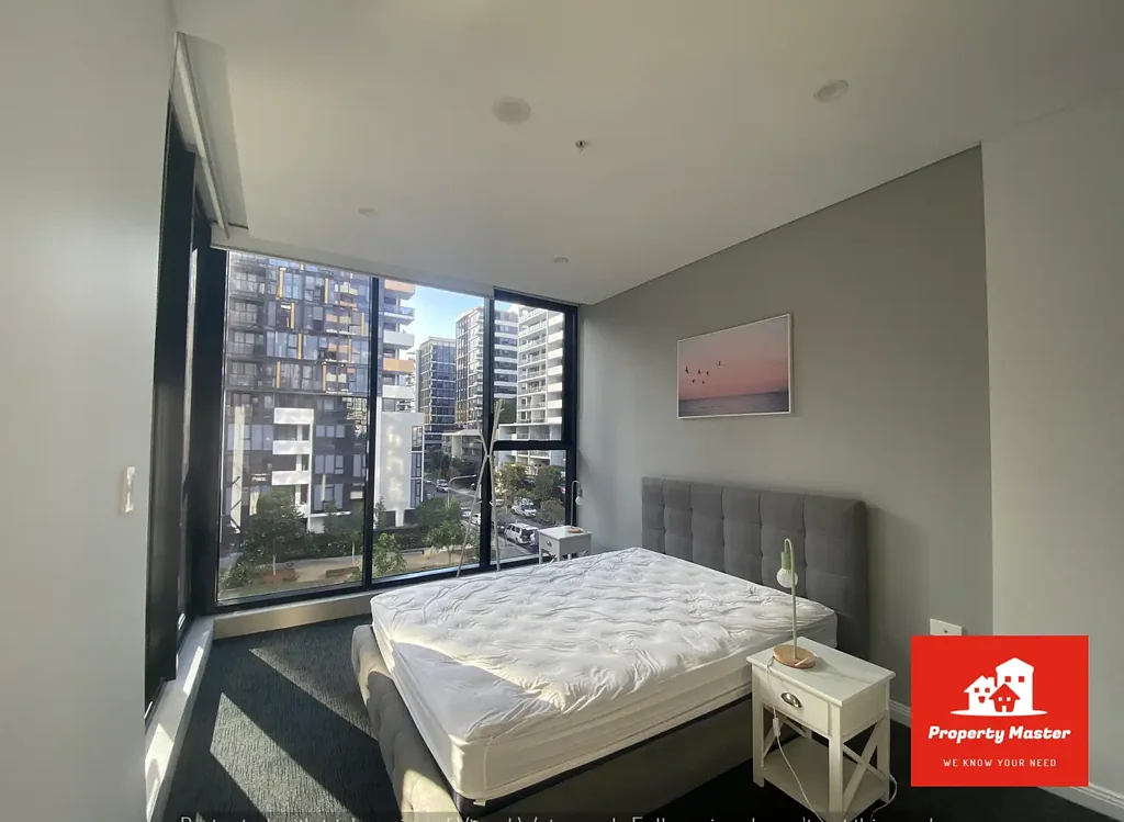Nearly new One-Bedroom luxury Apartment full furnished and appliances