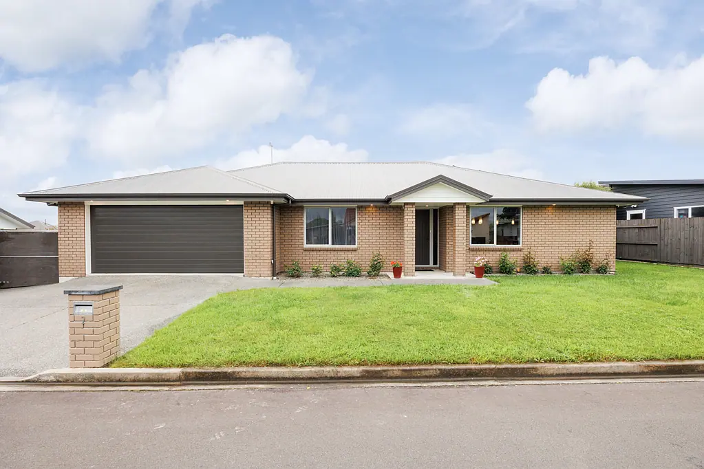2 Durville Place, Kelvin Grove, Palmerston North, Manawatu-Wanganui