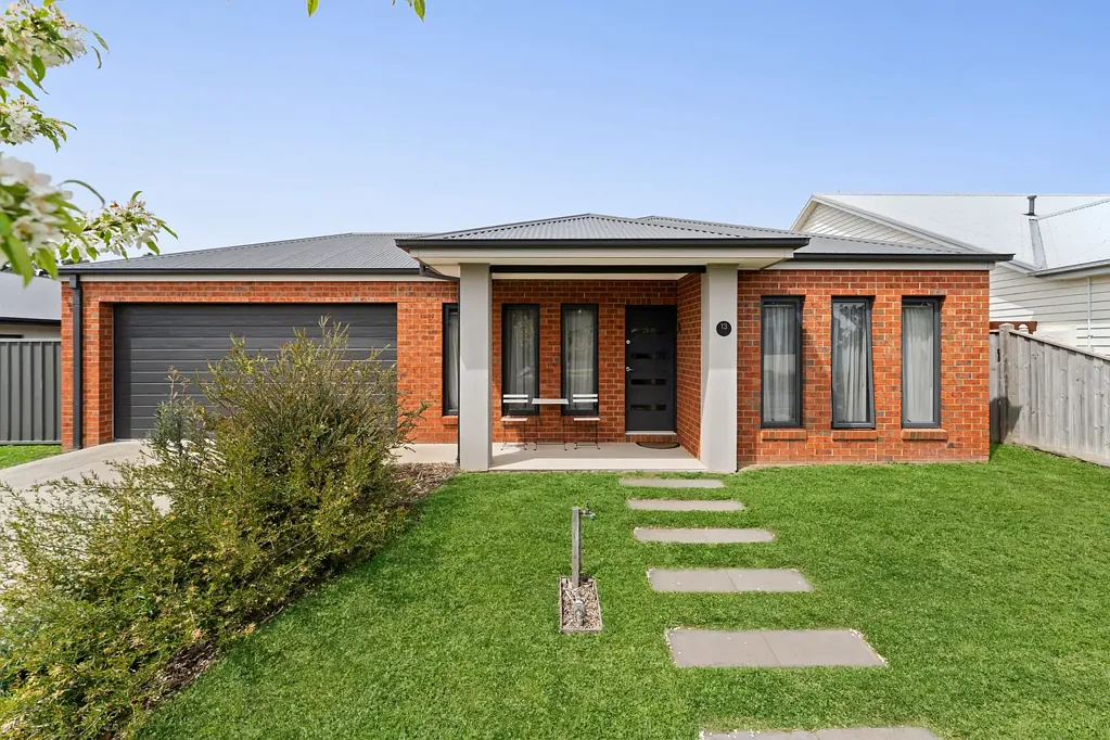 13 Tributary Way, Woodend, VIC 3442