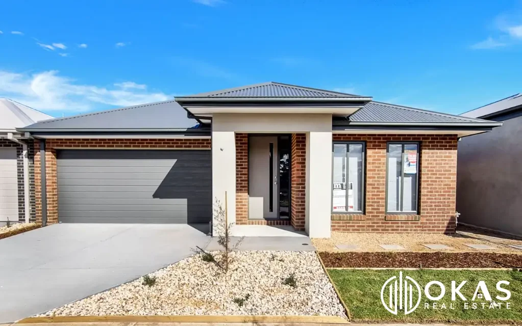 FAMILY HOME WITH LUXURIOUS FINISHES FOR LEASE IN TARNEIT!