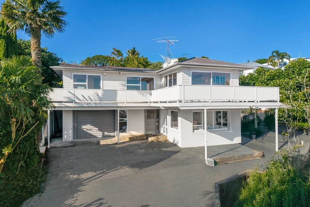 340 Beach Road, Mairangi Bay, North Shore City, Auckland