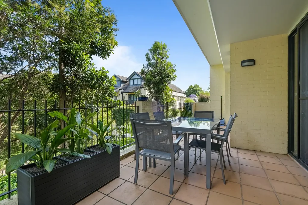 Glebe 1Zimmer Stylish and spacious 97sqm apartment within "Glebe Gardens'