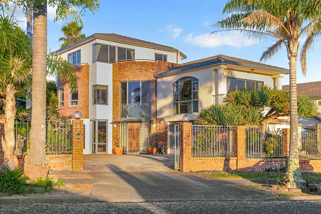 Goodwood Heights 4房  FIRST TIME ON THE MARKET IN 30 YEARS