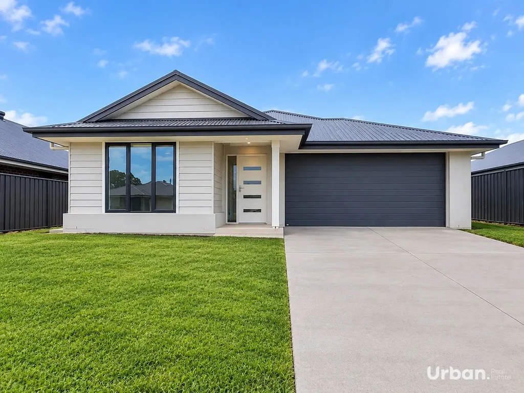 Brand New Family Living in Bellbird.