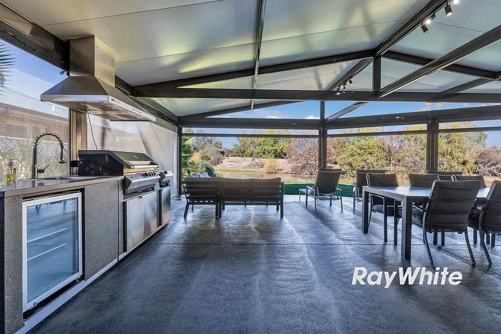 Moama 4房  Resort Style Living