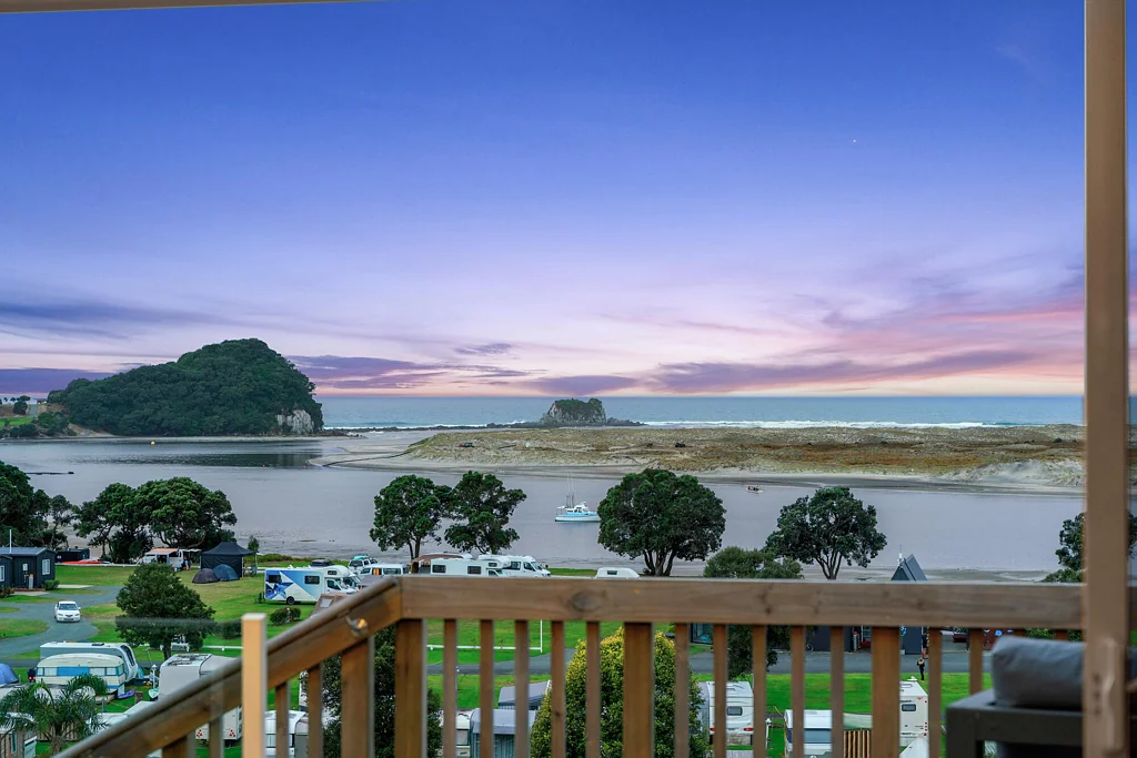 Mangawhai Heads 3部屋 Sweeping estuary views