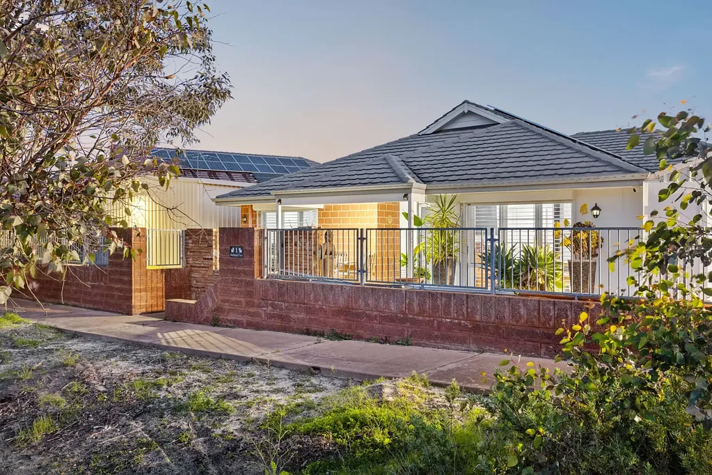 The Vines 4房  Live Large in The Vines – Luxe Poolside Entertainer on 823m²