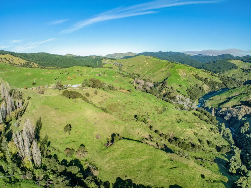 Pouawa Rural retreat in the heart of Waimata Valley