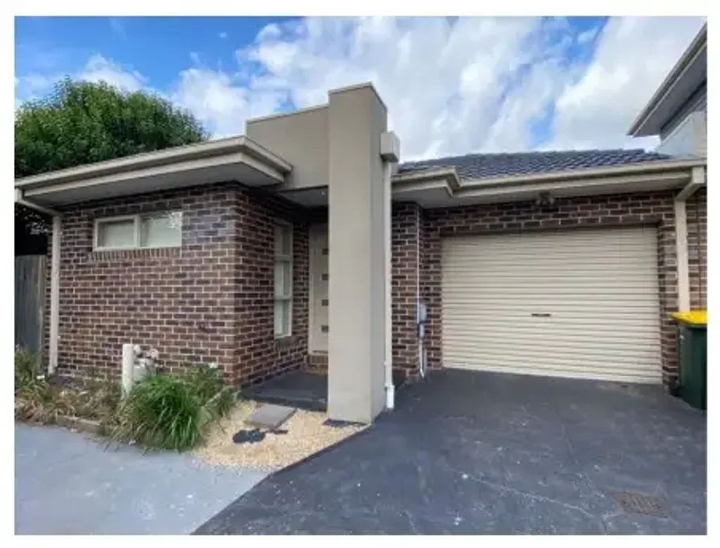 4/84 Henty Street, Reservoir, VIC 3073
