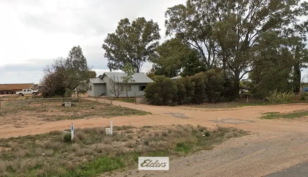 Mildura 3房  HIGH EXPOSURE / RE DEVELOPMENT SITE.