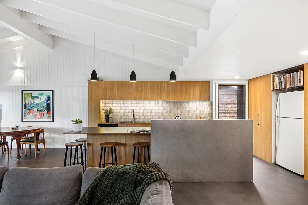 Mollymook 5房  ARCHITECTURAL COASTAL ENTERTAINER