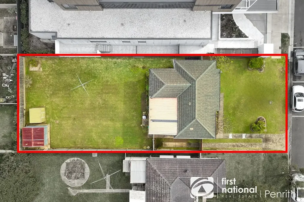 Kingswood 3બેડરૂમ Mixed Use! B4 Development Site in Kingswood!