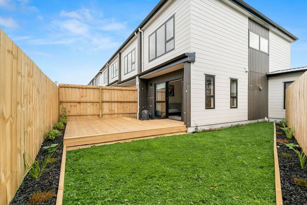 13/32 Tapuwae Way, Mangere Bridge, Manukau City, Auckland