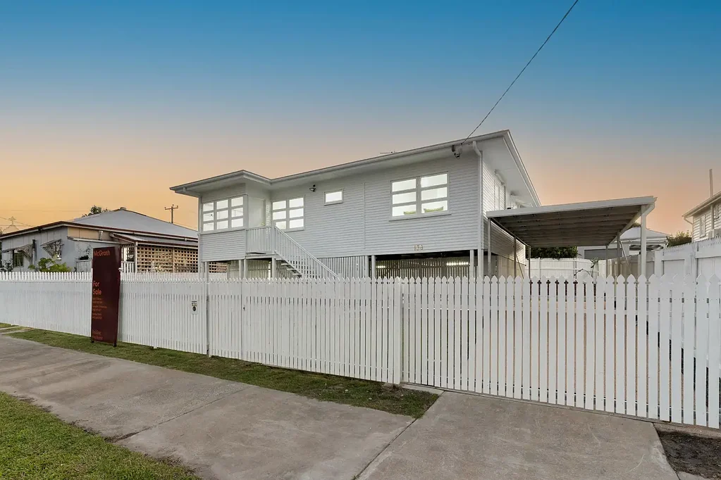 138 Upper Dawson Road, The Range, QLD 4700