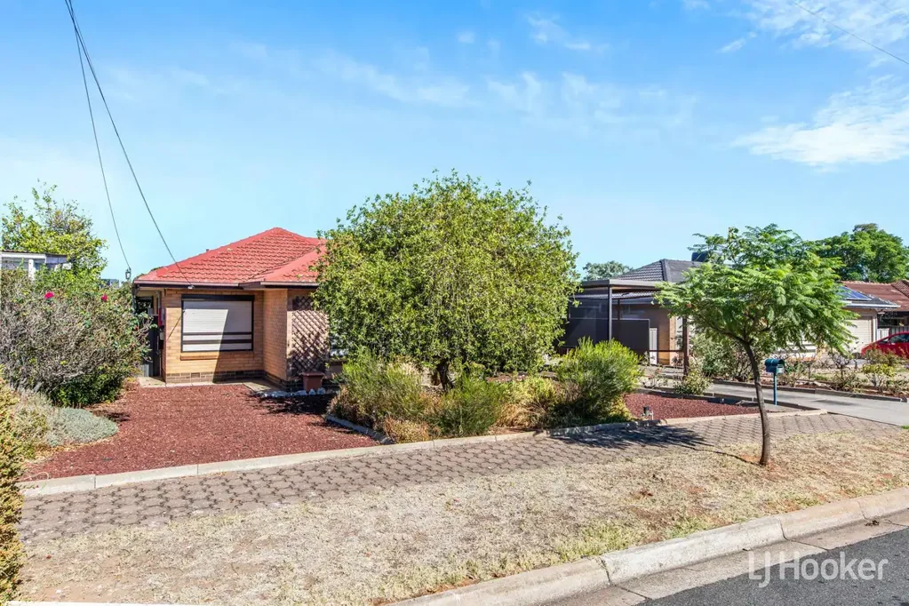 11 Jacaranda Drive, Salisbury East, SA 5109