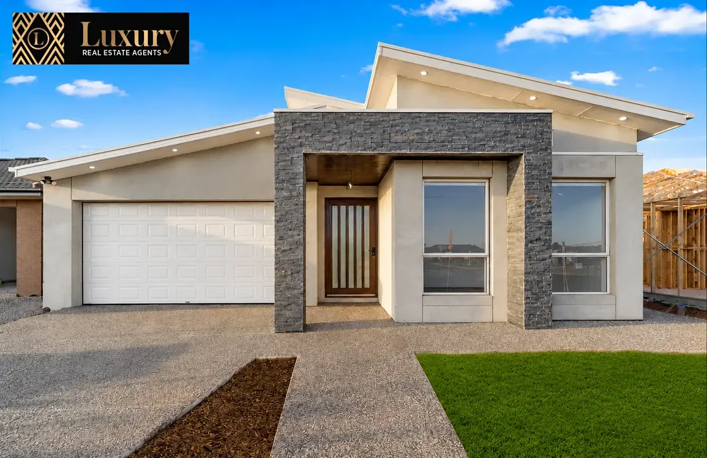 MODERN 4-BEDROOM FAMILY HOME FOR LEASE | 401SQM | PRIME DEANSIDE LOCATION