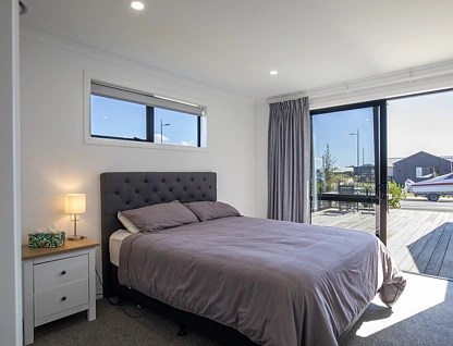 2 Tunarau Street, Raglan, Waikato, 4 ਕਮਰੇ, 2 ਬਾਥਰੂਮ, House