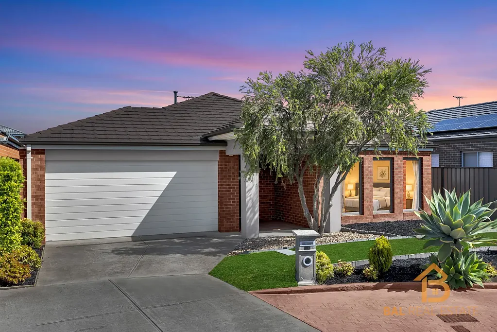 Truganina 4Moenga Expansive Family Entertainer In Blue Chip Location