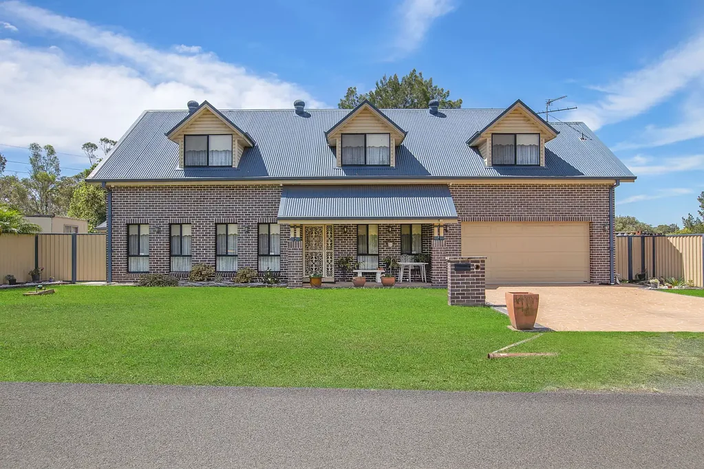 Wilberforce 5房  Calling All Tradies! Superb Family Home