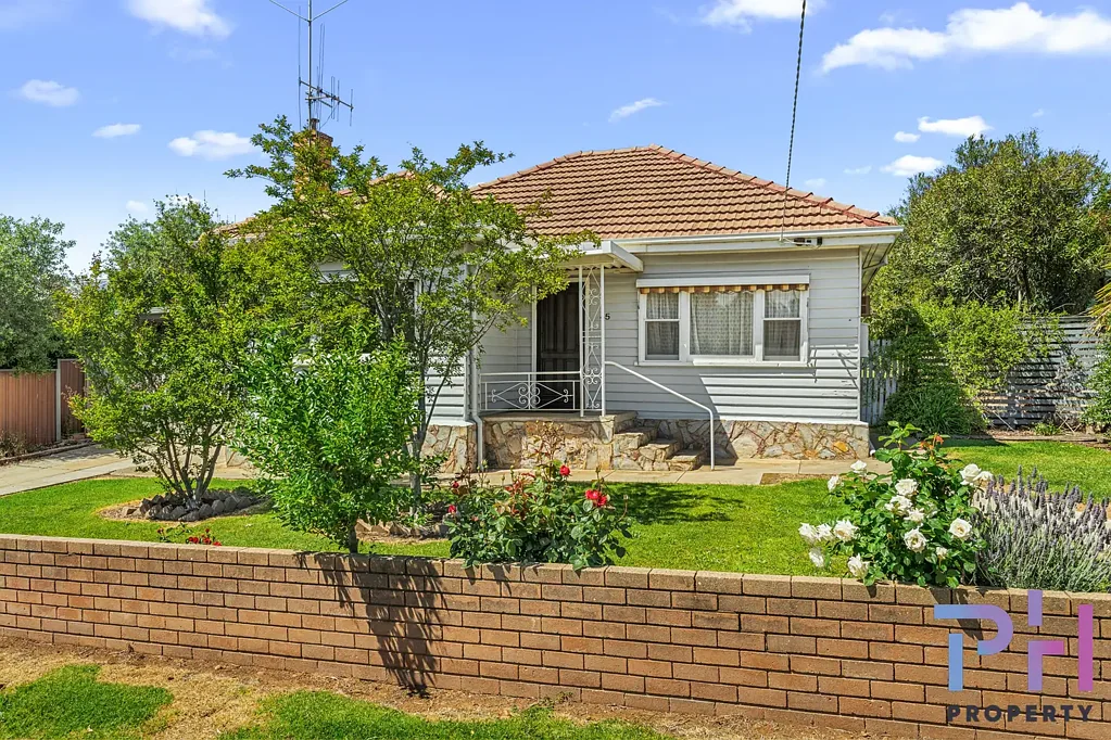 45 Dowding Street, California Gully, VIC 3556