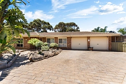 10 Greenfields Close, Andrews Farm