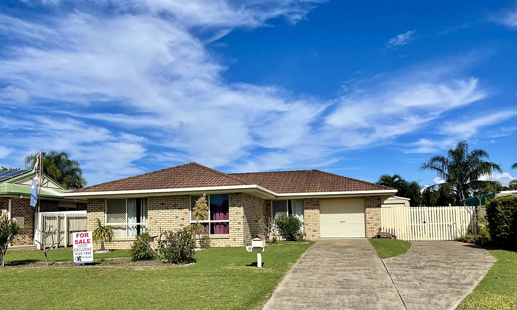 9 Vicki Parade, Torquay, QLD 4655
