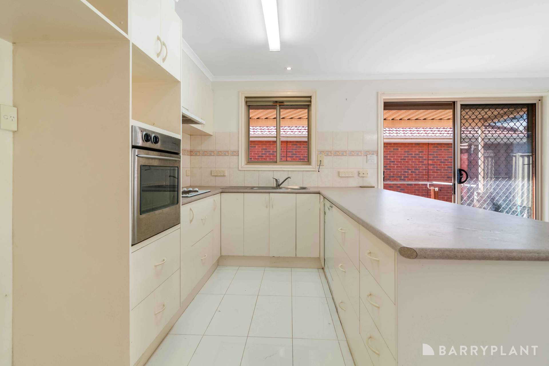 65 WALMER AV, ST ALBANS VIC 3021, 0 rūma, 0 rūma horoi, Unit