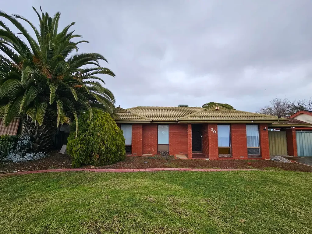 Well-presented 3 bedroom family home.